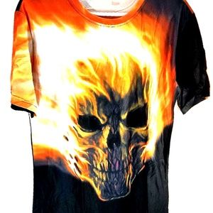Unisex Scull Graphics T-Shirt Size M